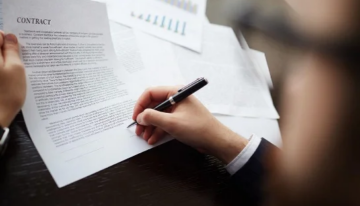 How to Write a Legal Contract