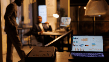 Top Business Analytics Tools for Tracking Company Performance
